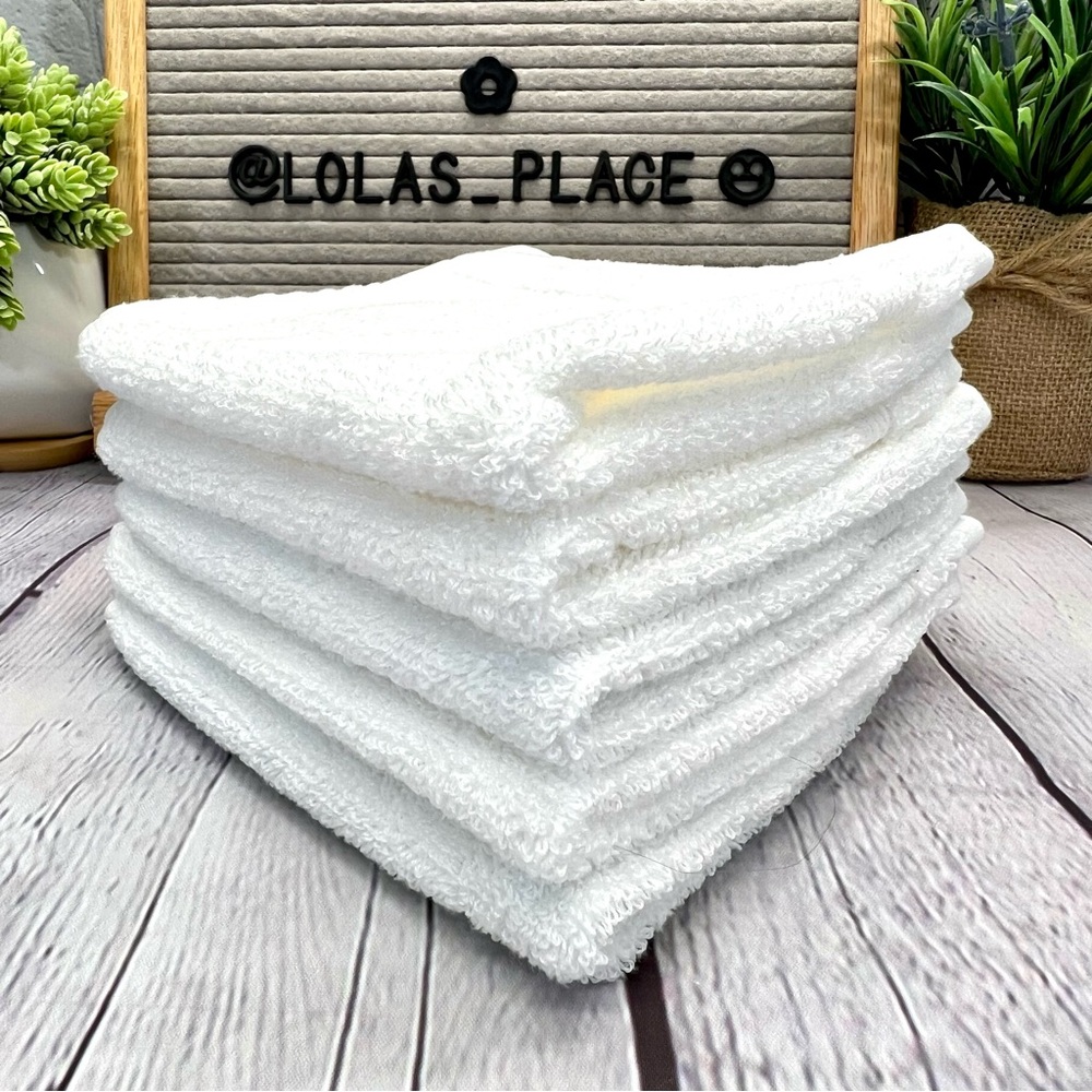 Wash Cloths - White Set of (5) Like New
